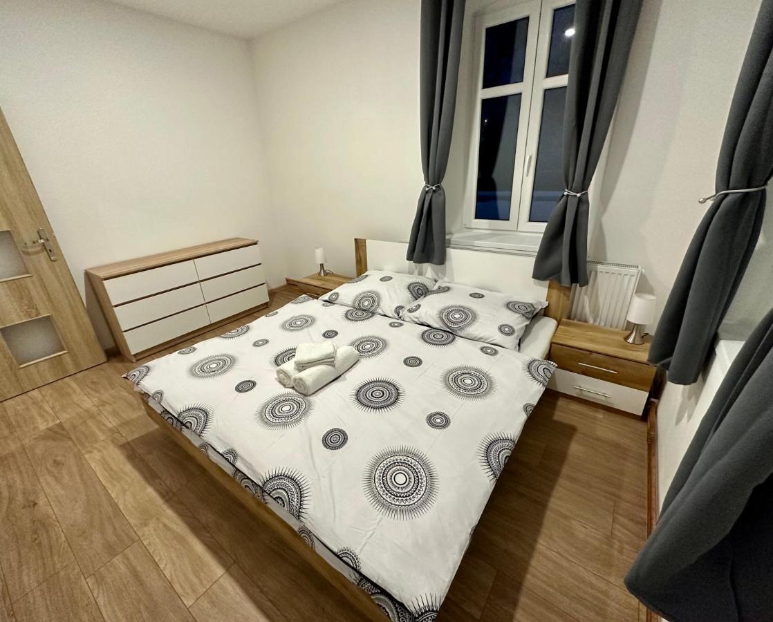 Jizerske Apartmany Ha&Ha Janov nad Nisou Esterno foto